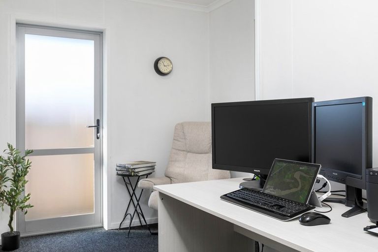 Photo of property in 38 Merriman Place, Pyes Pa, Tauranga, 3112