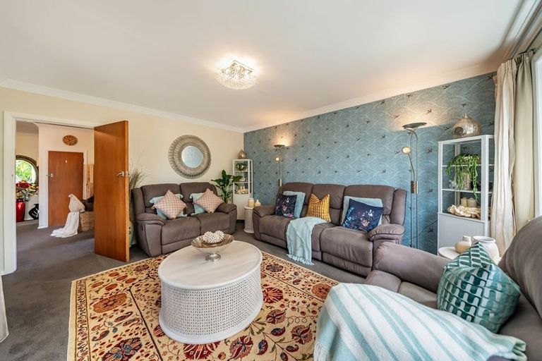 Photo of property in 1084 Fergusson Drive, Clouston Park, Upper Hutt, 5018