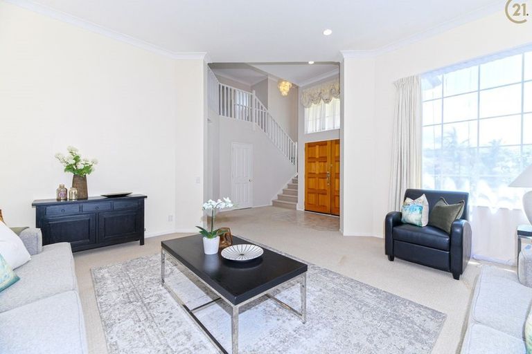 Photo of property in 28 Santa Ana Drive, Dannemora, Auckland, 2016