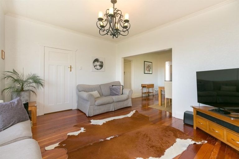 Photo of property in 18 David Street, Westown, New Plymouth, 4310