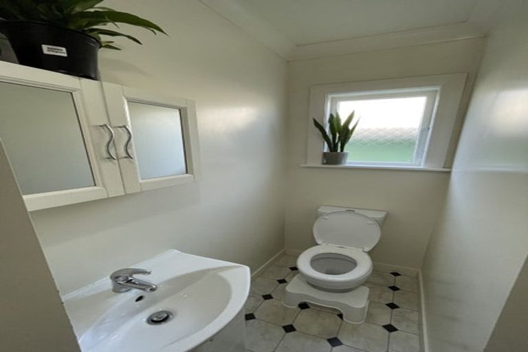 Photo of property in 10 Harrold Street, Highbury, Wellington, 6012