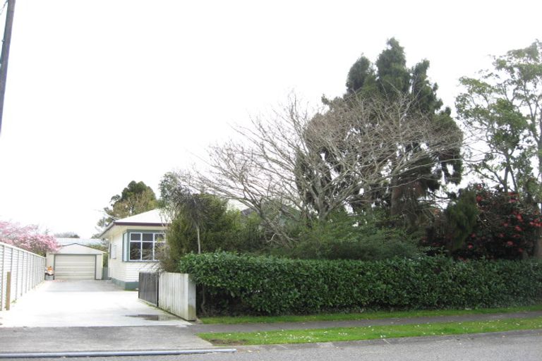 Photo of property in 30 Miro Street, Inglewood, 4330