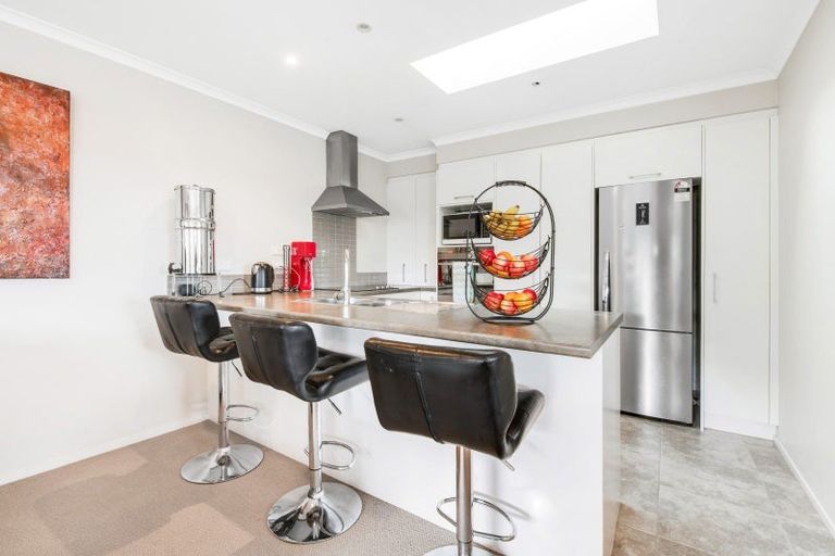 Photo of property in 3a Melia Place, Stanmore Bay, Whangaparaoa, 0932