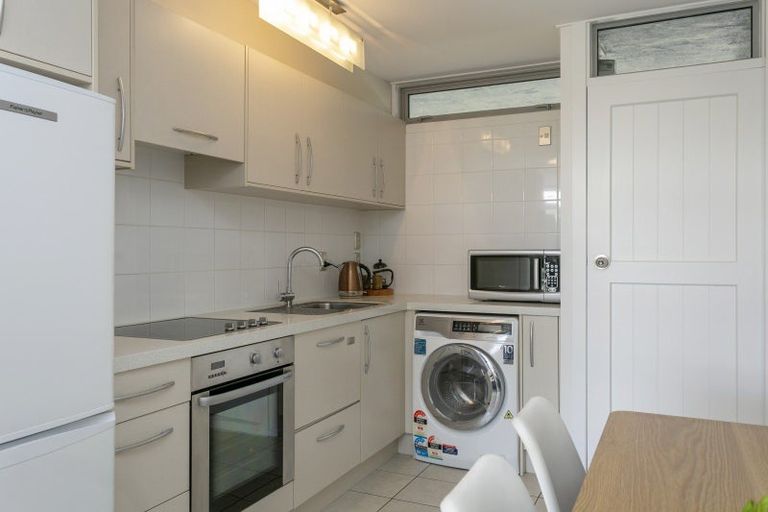 Photo of property in 300 Lake Terrace, Two Mile Bay, Taupo, 3330