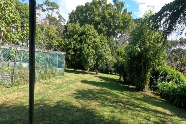 Photo of property in 1 Gomez Road, Hikurangi, 0181