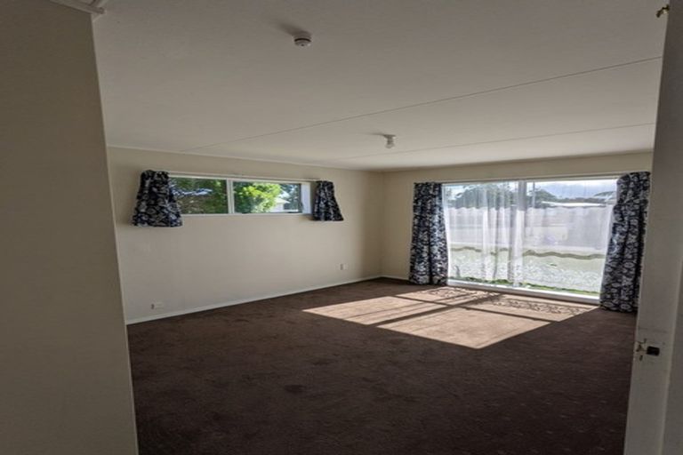 Photo of property in 15 Stirling Street, Levin, 5510