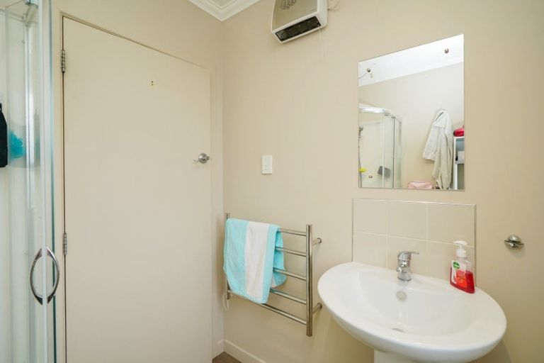 Photo of property in 44 West Plains Road, Waikiwi, Invercargill, 9810