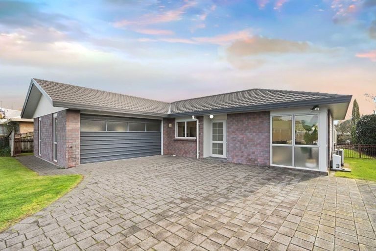 Photo of property in 34 Macmurdo Avenue, Glenview, Hamilton, 3206