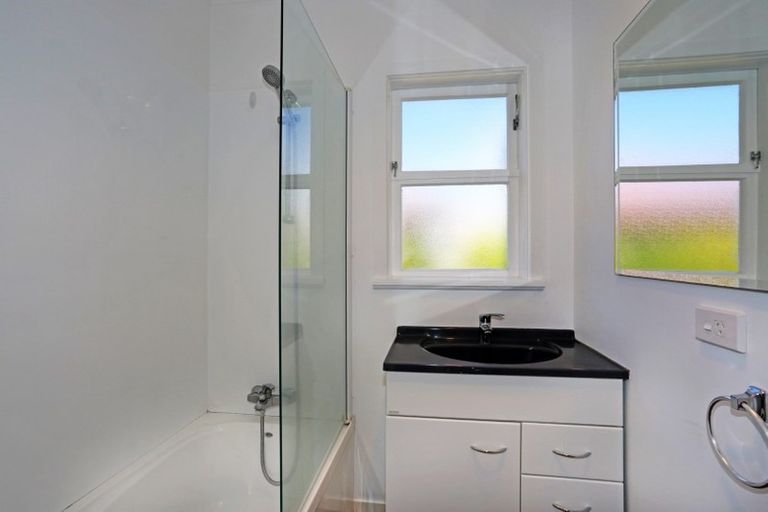 Photo of property in 6 Freyberg Crescent, Pukekohe, 2120