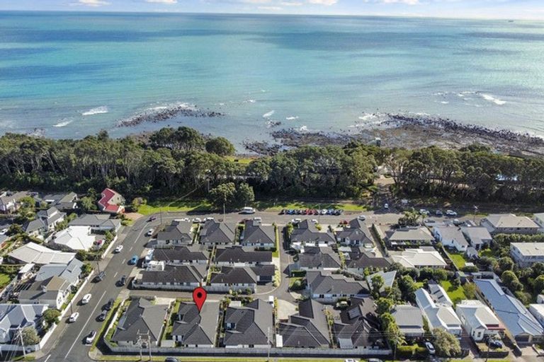 Photo of property in 4 Sawyers Way, New Plymouth, 4310
