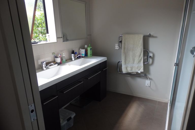 Photo of property in 100 Shakespeare Street, Leamington, Cambridge, 3432