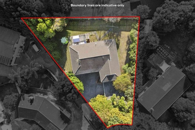 Photo of property in 16 Bacot Place, Howick, Auckland, 2014