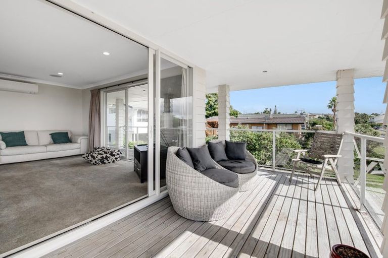 Photo of property in 15 Kawau View Road, Snells Beach, 0920