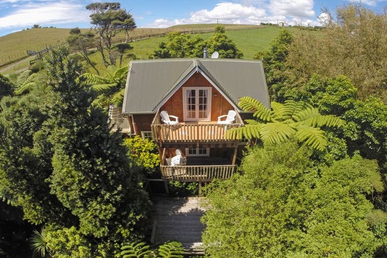 Photo of property in 349 Wainui Road, Raglan, 3297