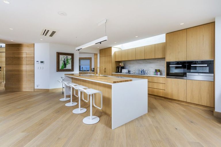 Photo of property in 19 Brighton Terrace, Mairangi Bay, Auckland, 0630