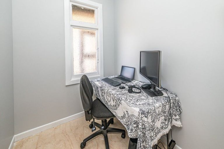 Photo of property in 17 Matai Street, Castlecliff, Whanganui, 4501