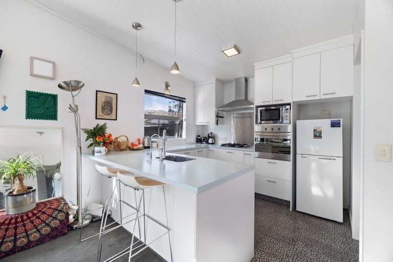 Photo of property in 32 Sylvan Street, Lake Hayes, Queenstown, 9304