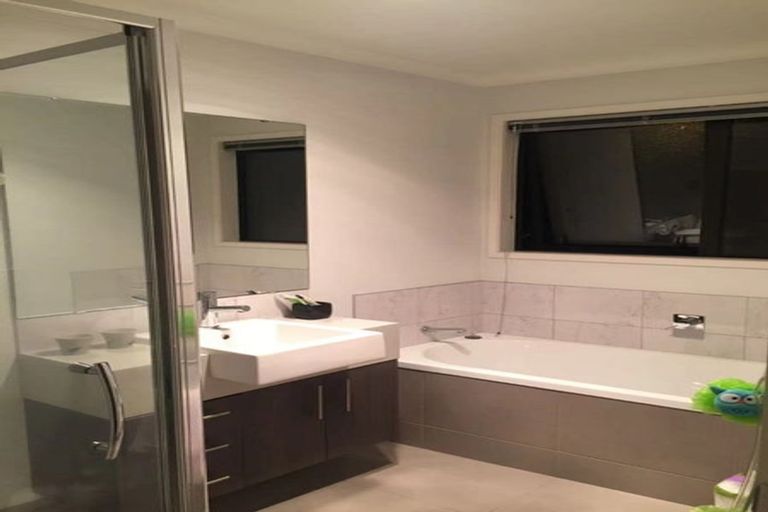 Photo of property in 4 Travis View Drive, Fairview Heights, Auckland, 0632