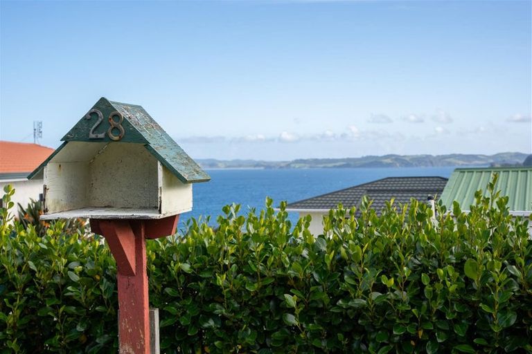 Photo of property in 28 Barrier View Road, Leigh, 0985