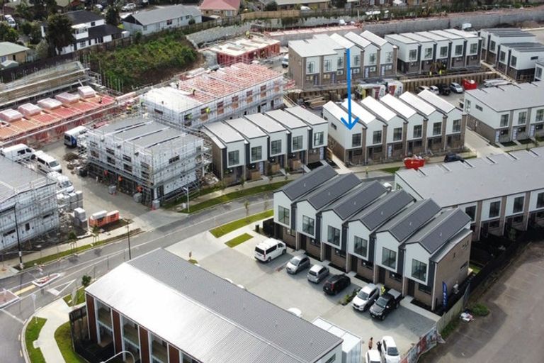 Photo of property in 16 Huri Street, Mangere Bridge, Auckland, 2022