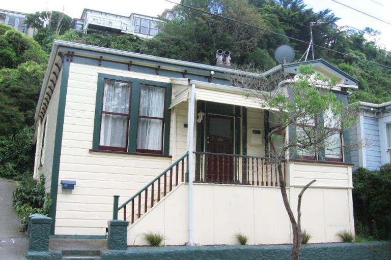 Photo of property in 52 Honiana Te Puni Street, Aro Valley, Wellington, 6021