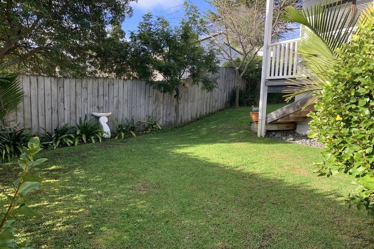 Photo of property in 1/73 Oaktree Avenue, Browns Bay, Auckland, 0630