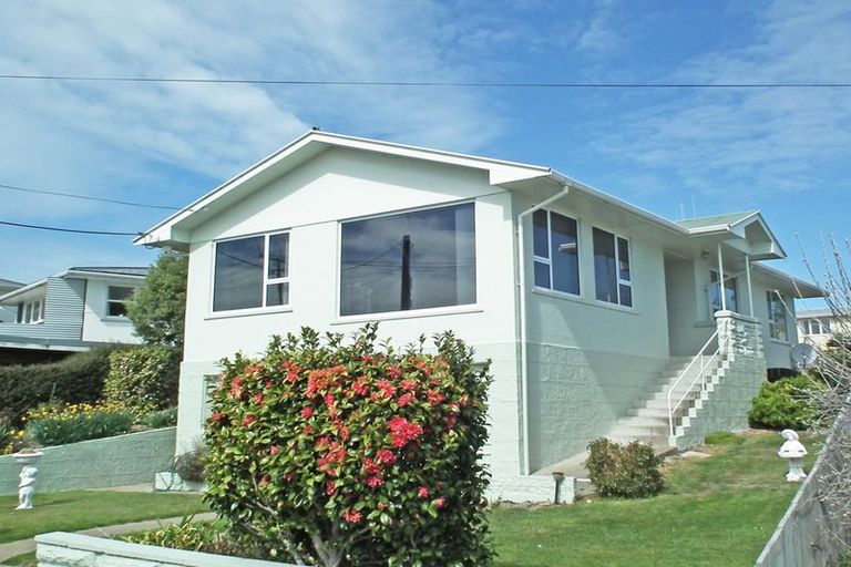 Photo of property in 31 Arrow Crescent, Holmes Hill, Oamaru, 9401