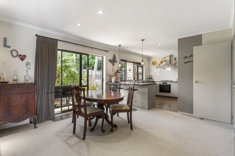 Photo of property in 5a Popata Close, Papamoa Beach, Papamoa, 3118