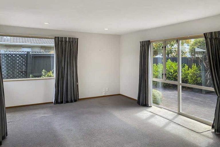 Photo of property in 24b Picton Avenue, Riccarton, Christchurch, 8011