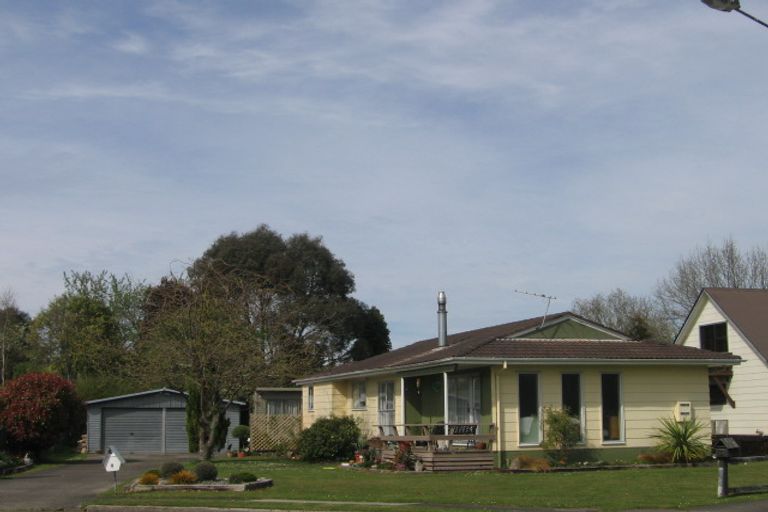 Photo of property in 8 Urquhart Place, Fairy Springs, Rotorua, 3015