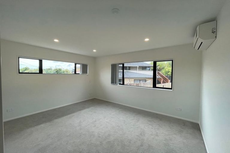 Photo of property in 36a Vodanovich Road, Te Atatu South, Auckland, 0610