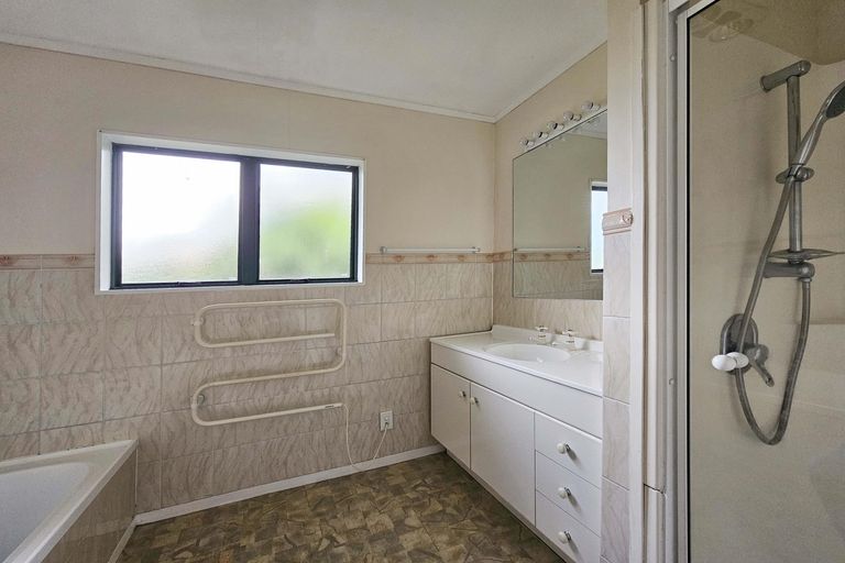 Photo of property in 26a Cosgrave Road, Papakura, 2110