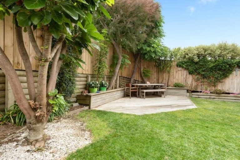 Photo of property in 99a Simpson Road, Papamoa Beach, Papamoa, 3118