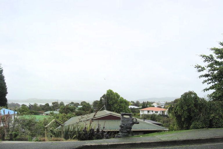 Photo of property in 21 Old Onerahi Road, Onerahi, Whangarei, 0110