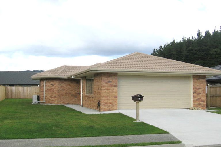 Photo of property in 5 Banksiana Street, Trentham, Upper Hutt, 5018