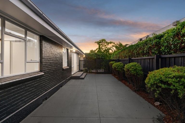 Photo of property in 1/19 Hewitts Road, Merivale, Christchurch, 8014