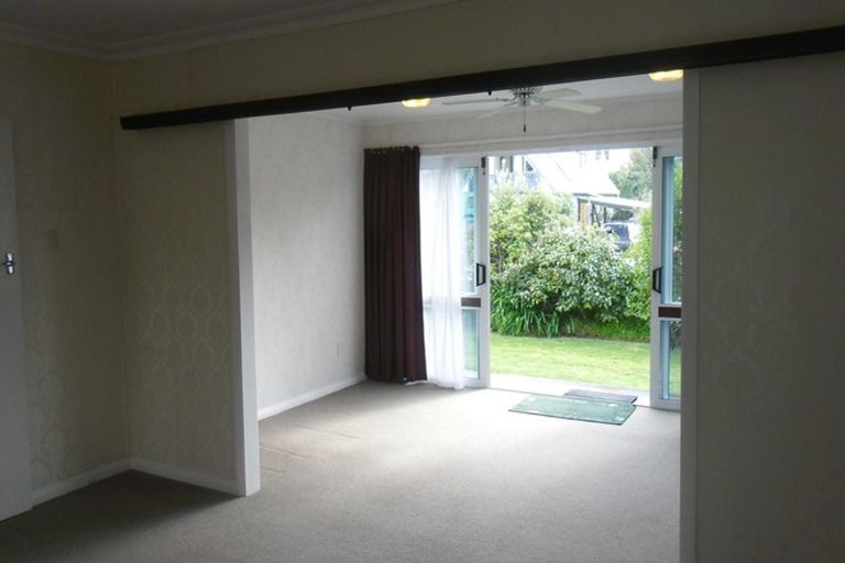 Photo of property in 67 Bluegum Road, Paraparaumu Beach, Paraparaumu, 5032