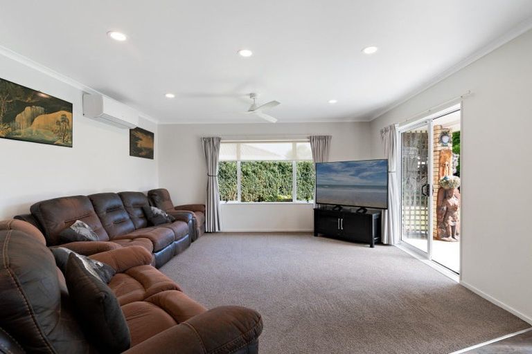 Photo of property in 17 Appaloosa Place, Papamoa Beach, Papamoa, 3118