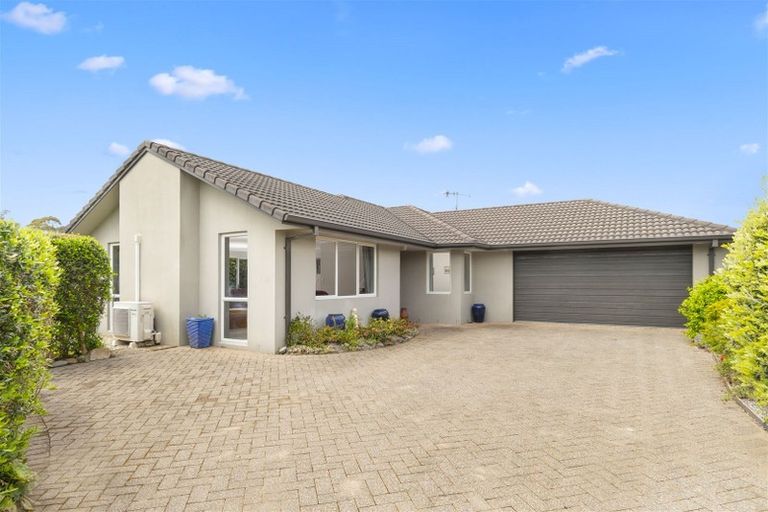 Photo of property in 18 Glencoe Court, Pyes Pa, Tauranga, 3112