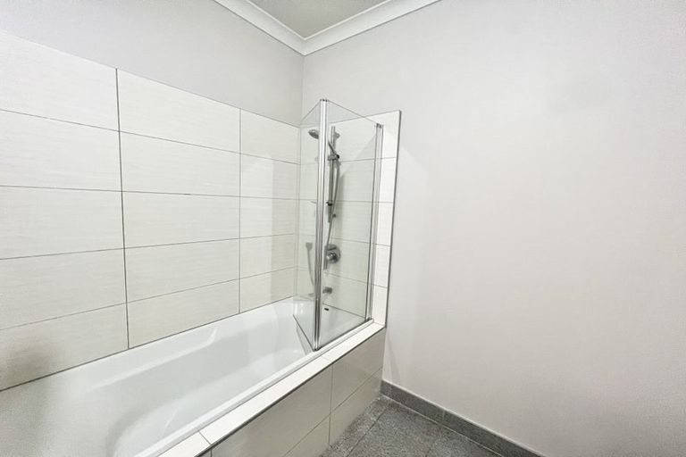 Photo of property in 105/132 Stancombe Road, Flat Bush, Auckland, 2016