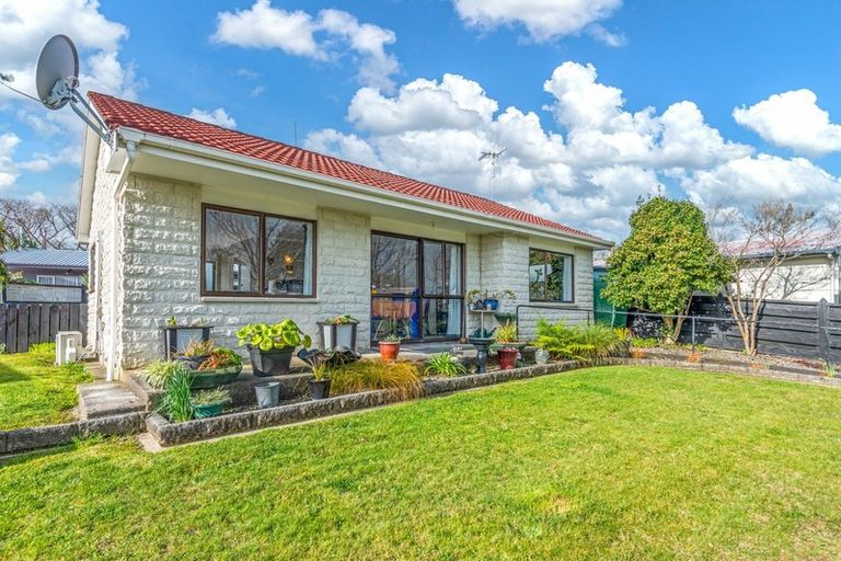 Photo of property in 12 Newton Place, Westbrook, Palmerston North, 4412