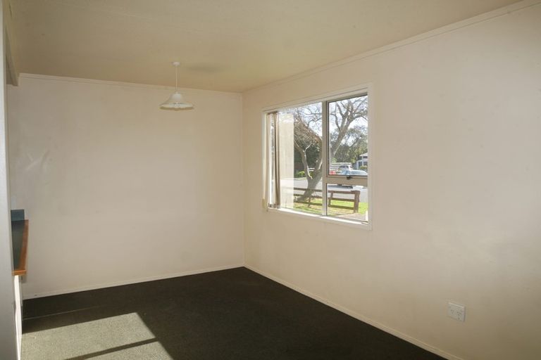 Photo of property in 11a Cypress Grove, Paraparaumu, 5032