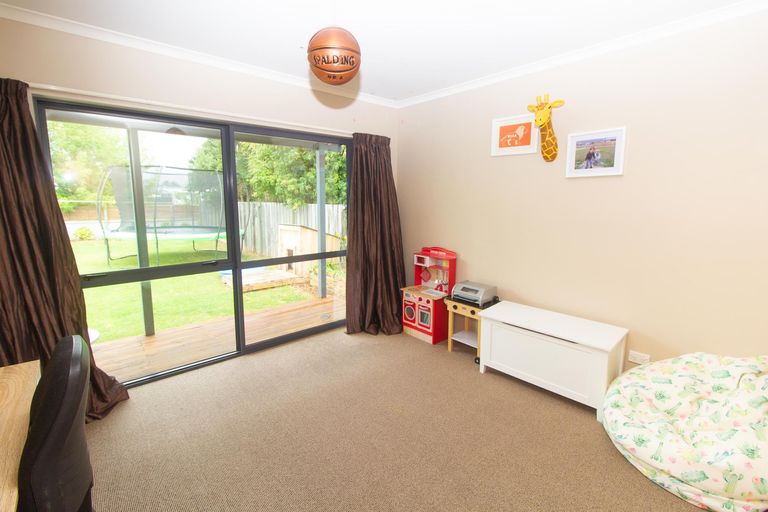 Photo of property in 33 Waenga Drive, Cromwell, 9310