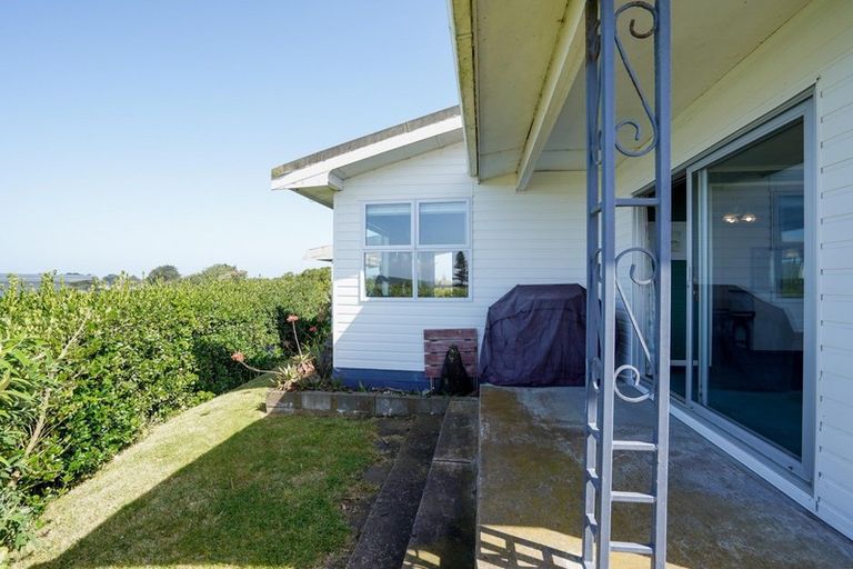 Photo of property in 126a Seabury Avenue, Foxton Beach, Foxton, 4815