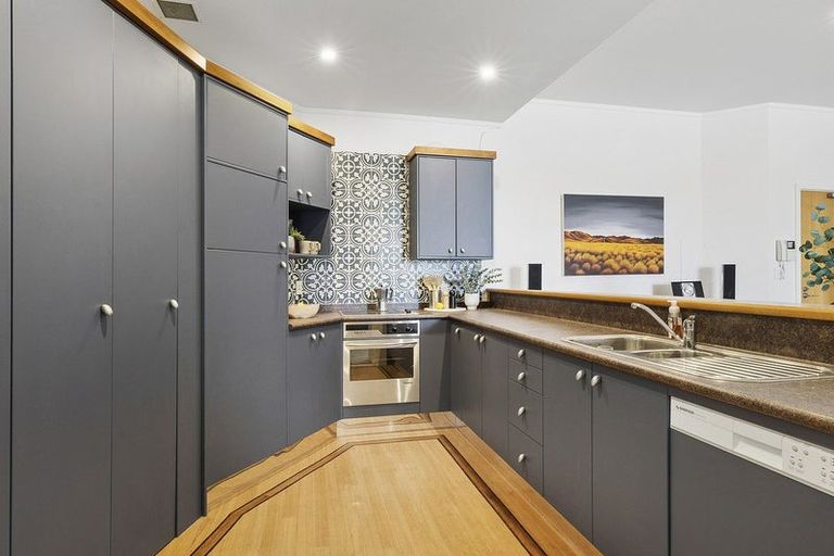 Photo of property in 13/37 Majoribanks Street, Mount Victoria, Wellington, 6011