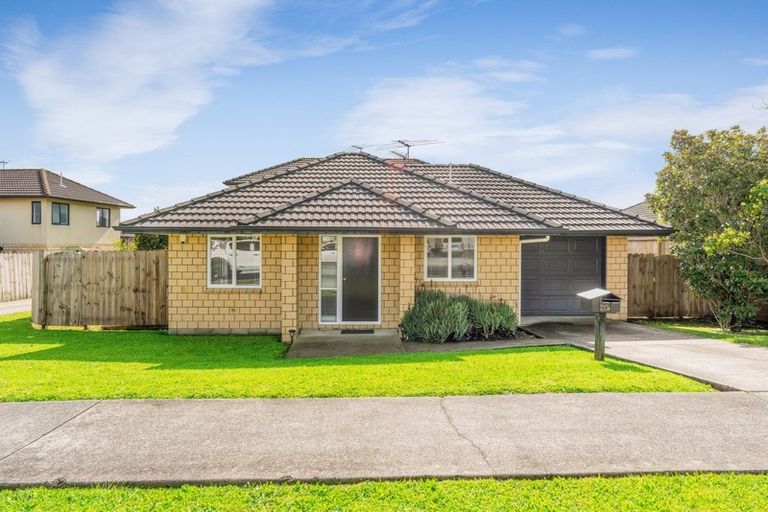Photo of property in 20 Raphoe Road, Flat Bush, Auckland, 2019