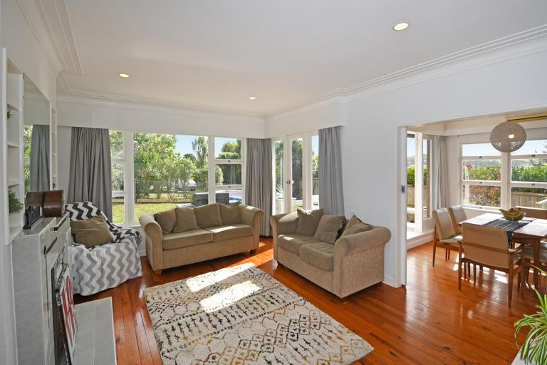 Photo of property in 53 Rodney Street, Wellsford, 0900