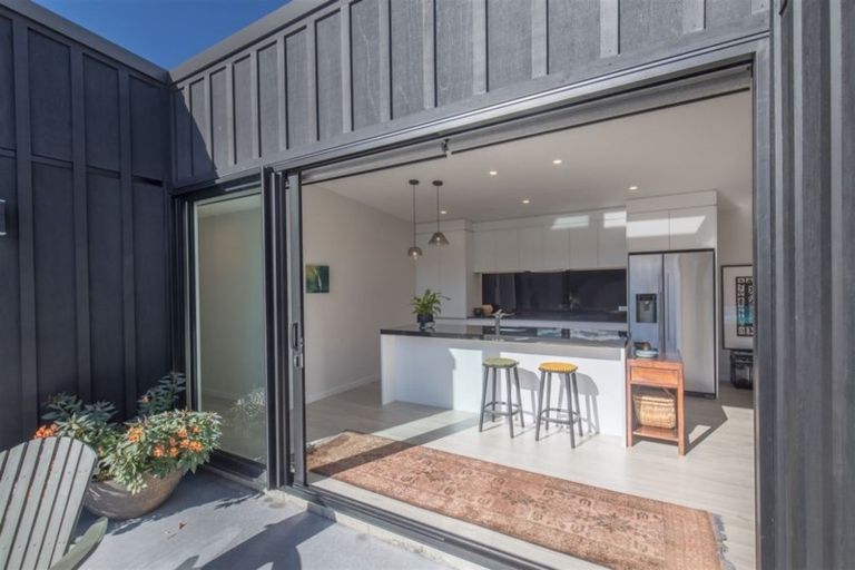 Photo of property in 7 Stackbrae Avenue, Wanaka, 9305