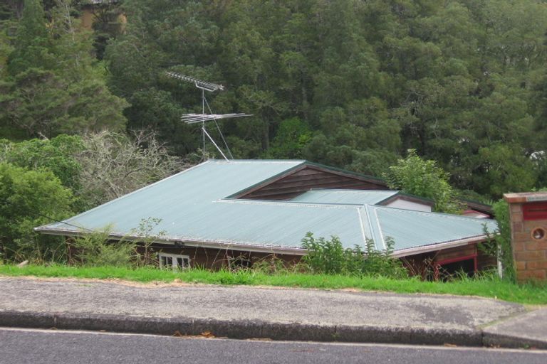 Photo of property in 33 West Lynn Road, Titirangi, Auckland, 0604