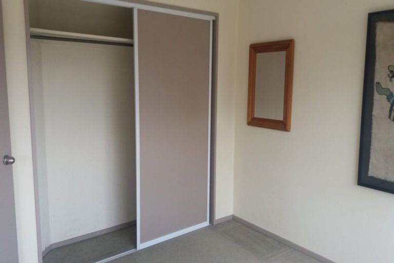 Photo of property in 9/17 Adelaide Road, Mount Cook, Wellington, 6021